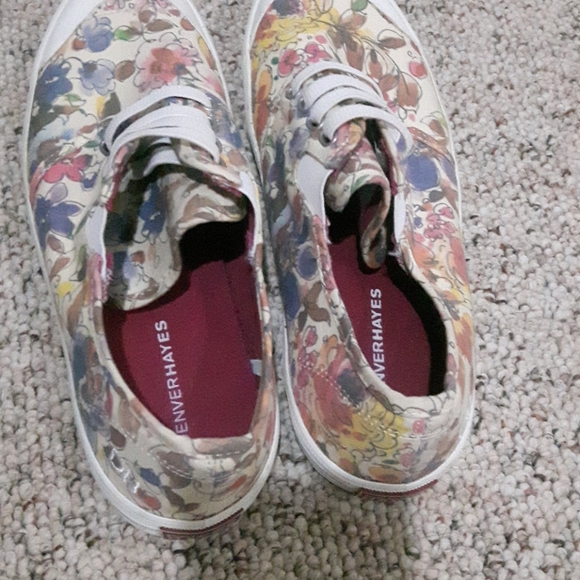 Denver Hayes Women Slip-On Canvas Shoes - Size 8 - Picture 4 of 6